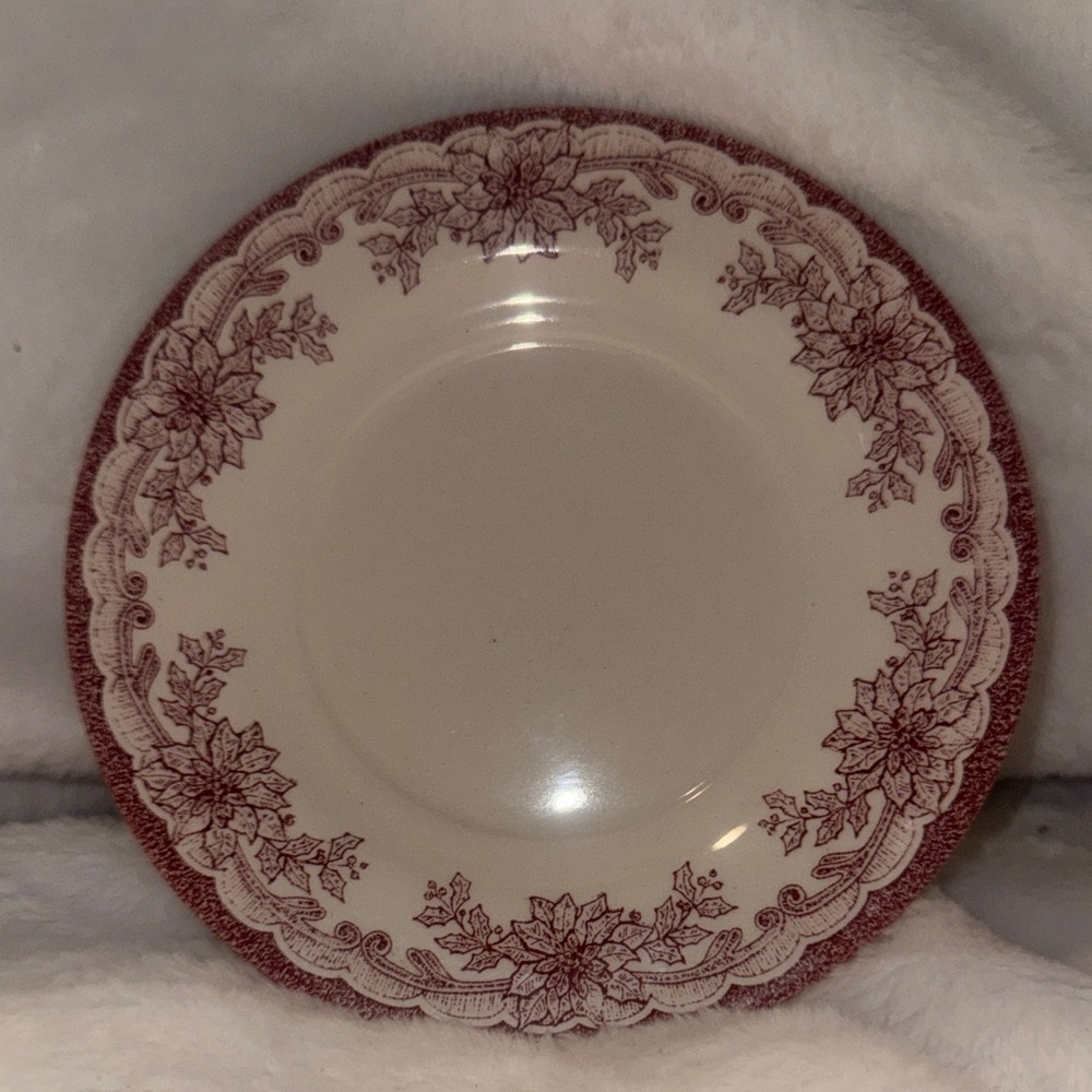 ‼️5 for$25‼️Classic Staffordshire engravings YULETIDE Red Floral Rim saucer